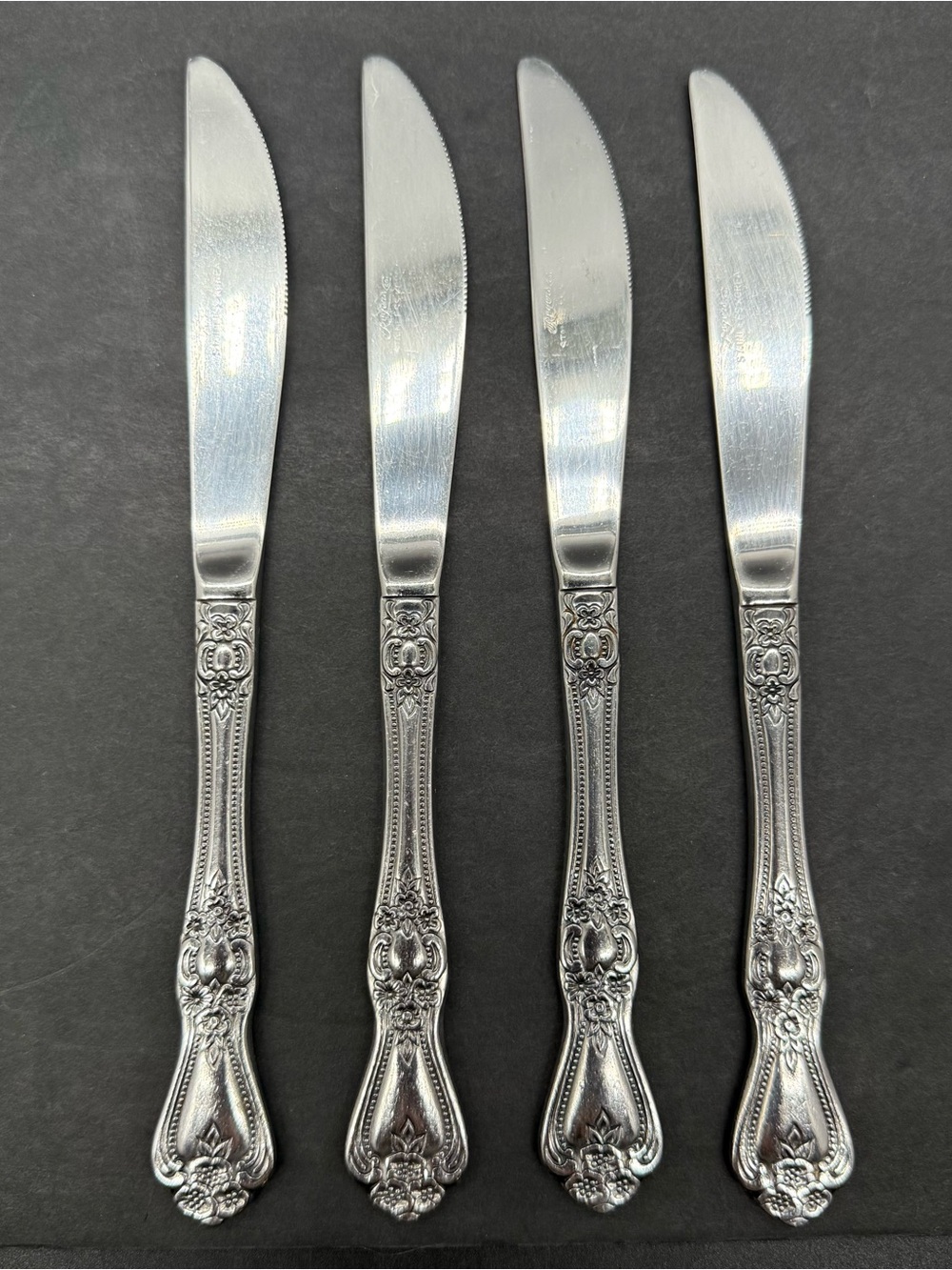 Rogers Co Precious Rose Dinner Knives Stainless Flatware Korea Vintage Lot of 4